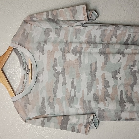 Lucky Brand Camouflage & Stars T-shirt Dress - Picture 4 of 12